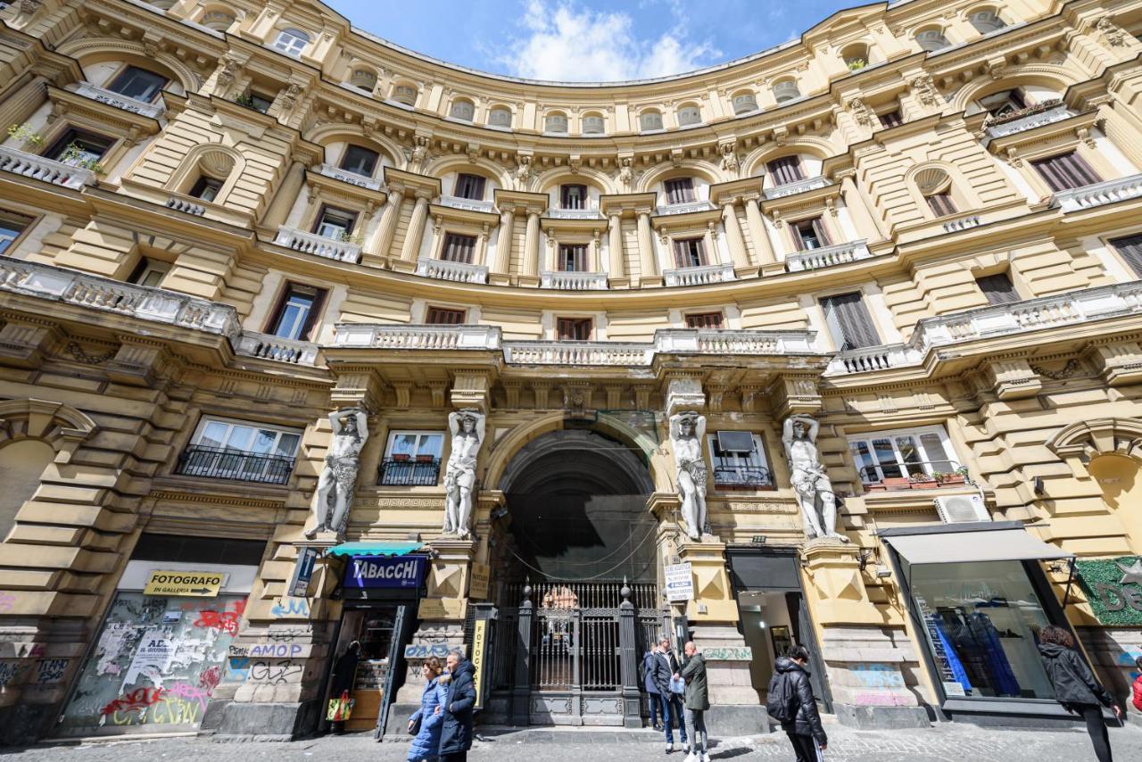 Appartamento Piazza Nicola 14 Napoli